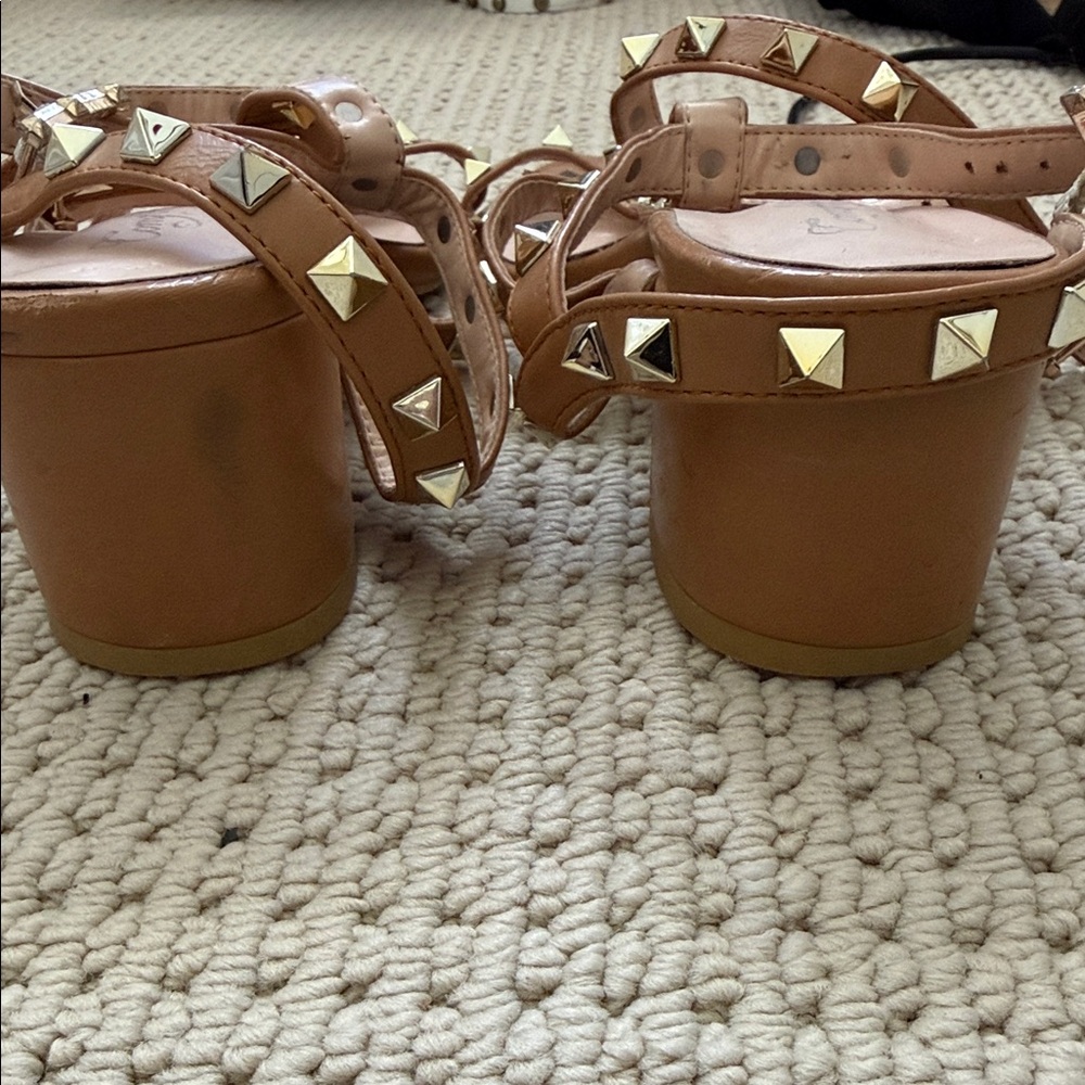 Leather Tan Studded Gladiator Heel Sandals sz 8 - Picture 6 of 7